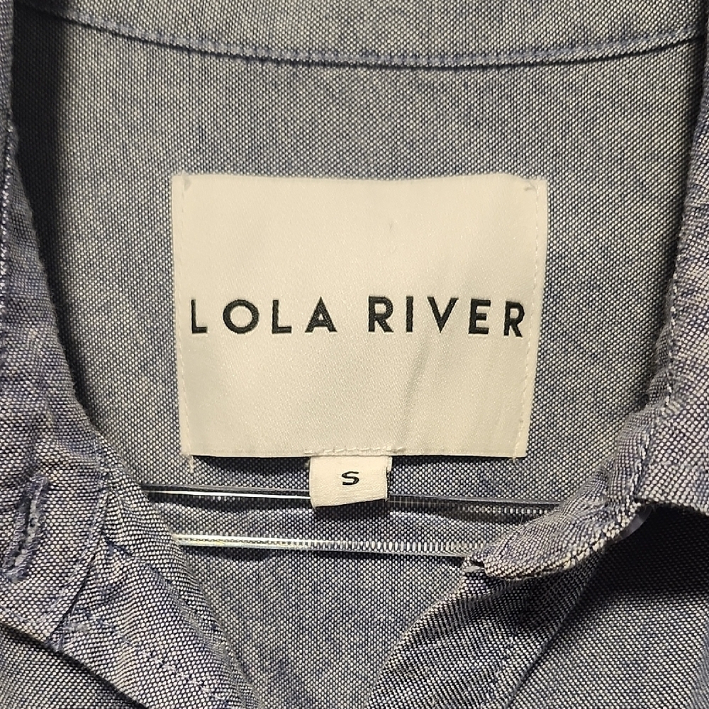 Lola River Women's Lightweight And Casual Blue Button Down Long Sleeve Shirt - Picture 2 of 7